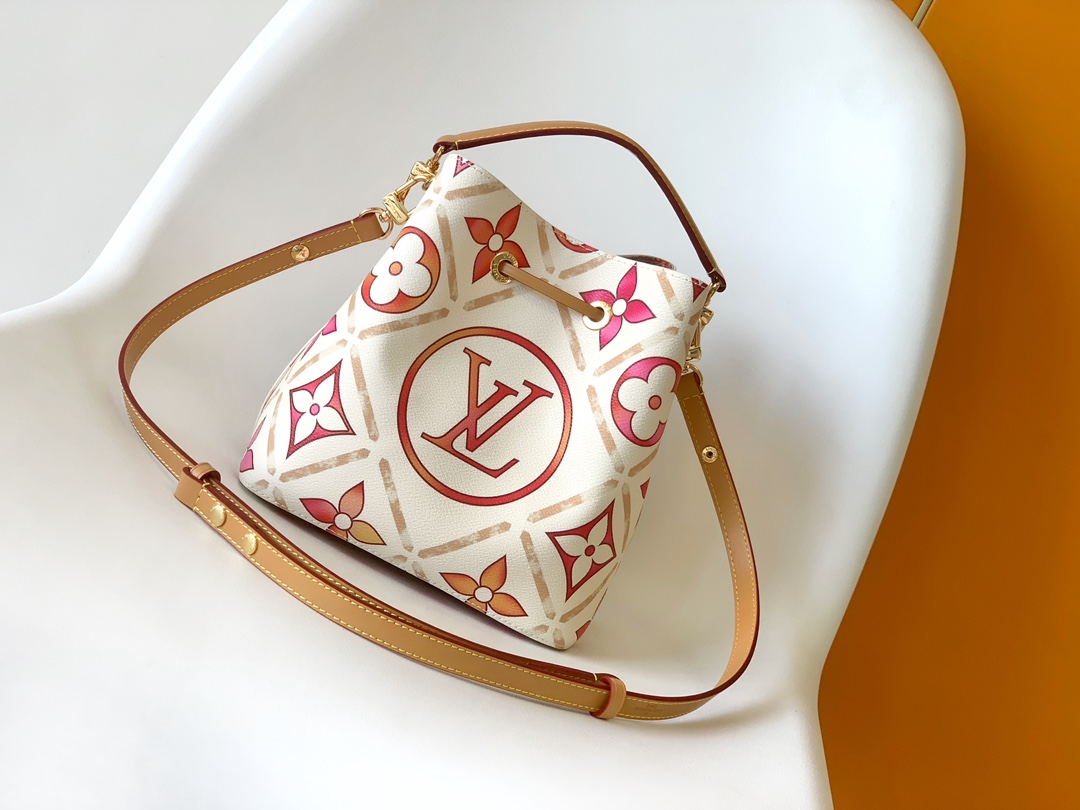 Louis Vuitton Bucket Bags